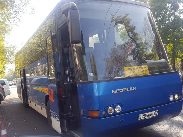 автобус Неоплан