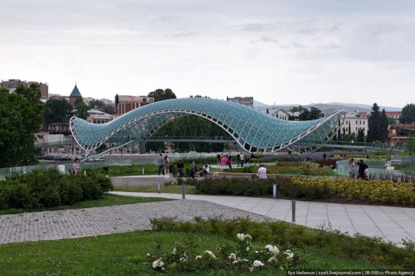 Мост Мира. Тбилиси.