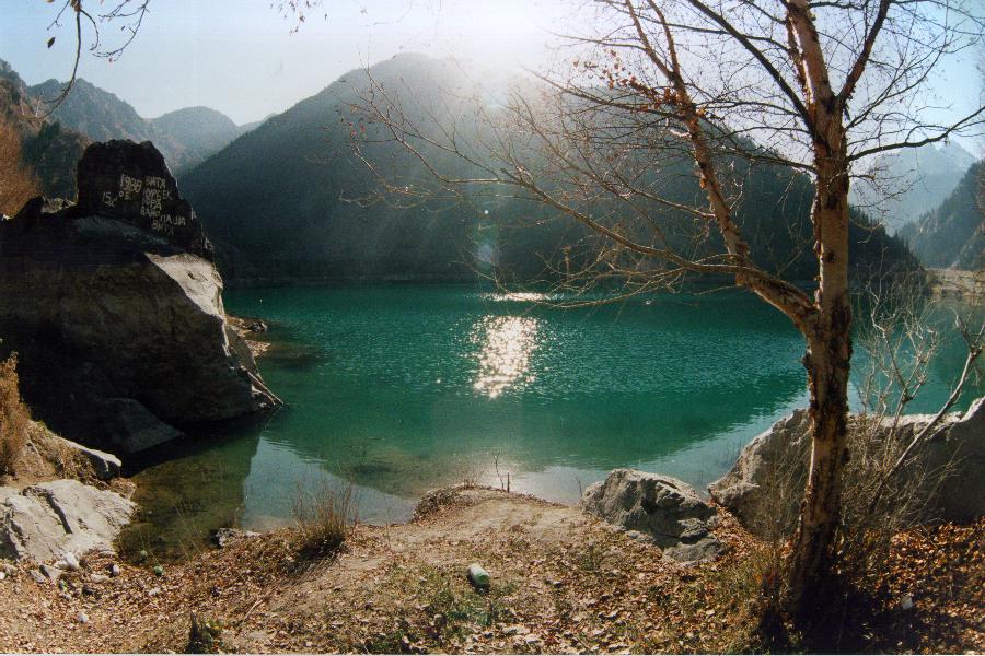 lake01.jpg